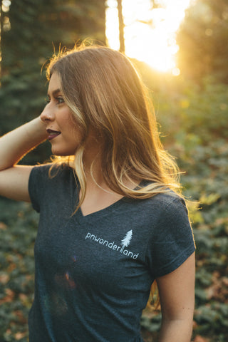 Women's Tree Graphic Traveler Tee